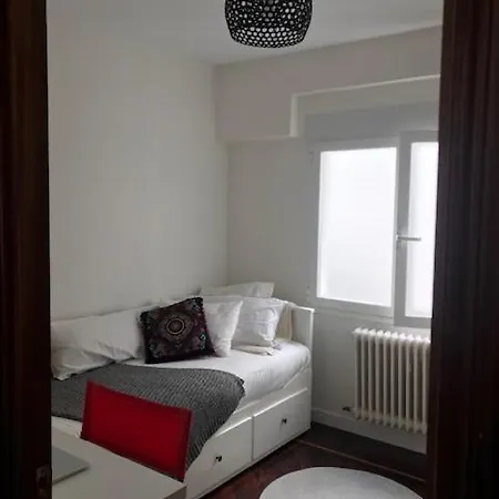 Apartment Martina. Tres Hab. Centro