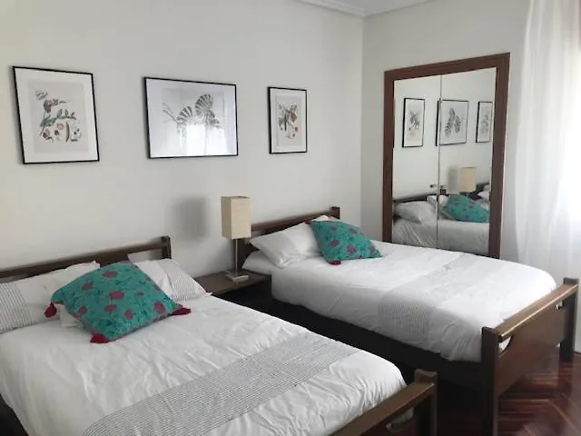 Martina. Tres Hab. Centro