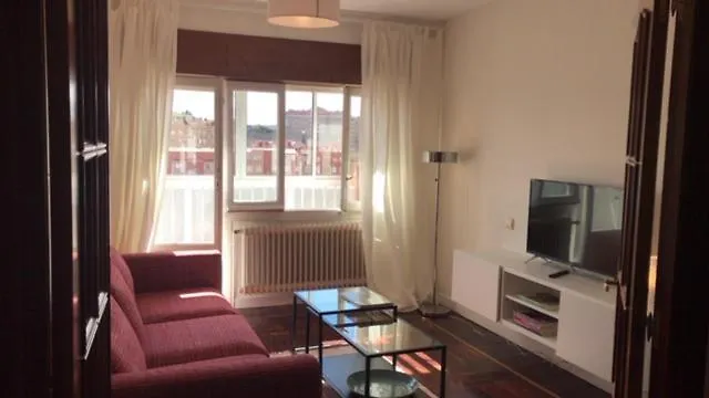 Appartement Martina. Tres Hab. Centro