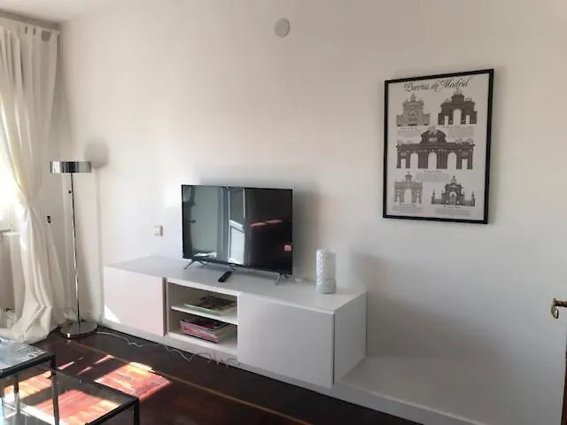 Appartement Martina. Tres Hab. Centro Burgo